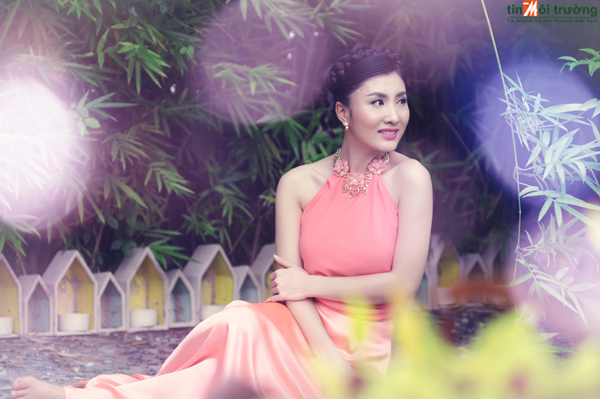 Bộ[-]ảnh[-]DVĐA[-]Nguyệt[-]Ánh[-]đẹp[-]hút[-]hồn[-]trong[-]trang[-]phục[-]mới[-]của[-]NTK[-]Việt[-]Hùng